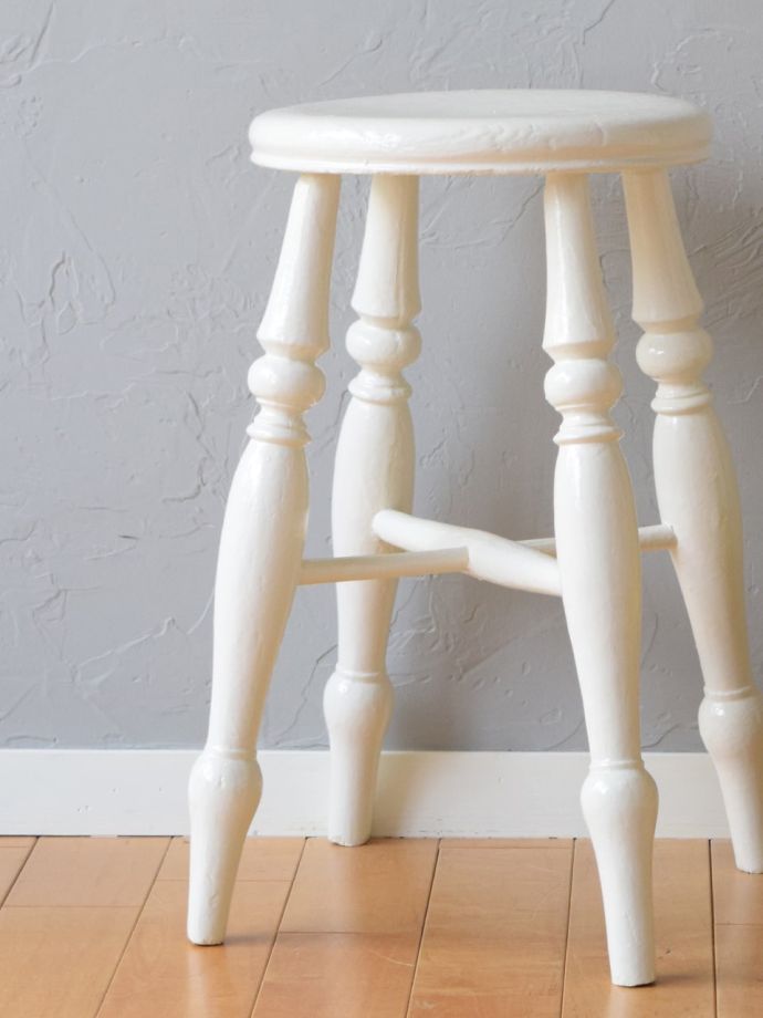 おしゃれなアンティークスツール