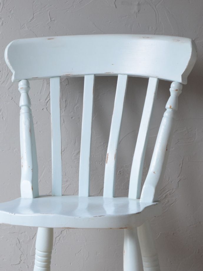 アンティークチェアの背もたれ