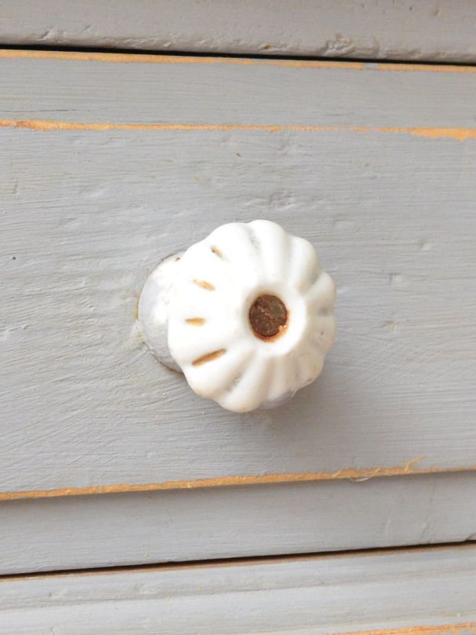 アンティーク家具の取っ手