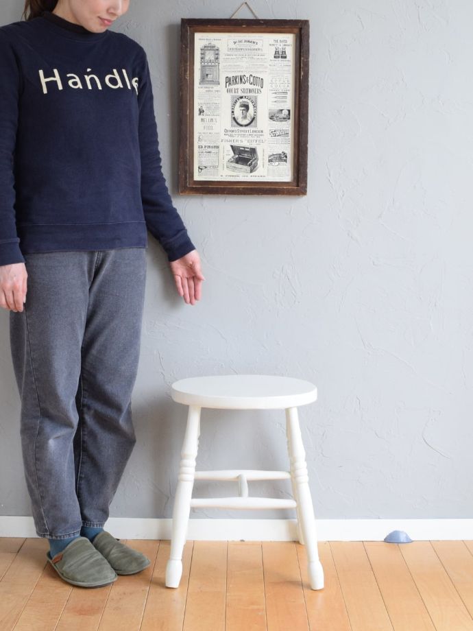 アンティークのスツール