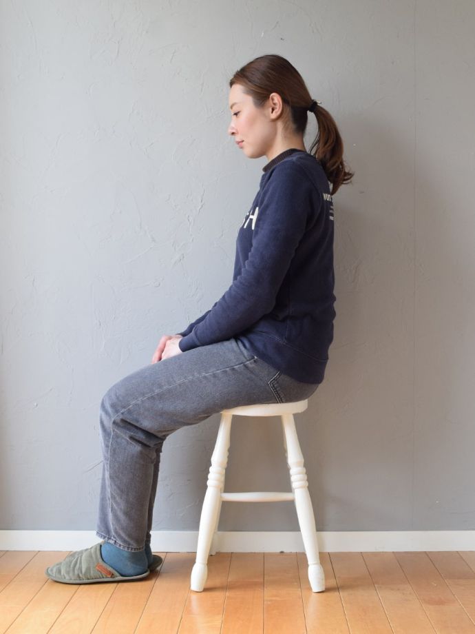 アンティークスツールの掛け心地