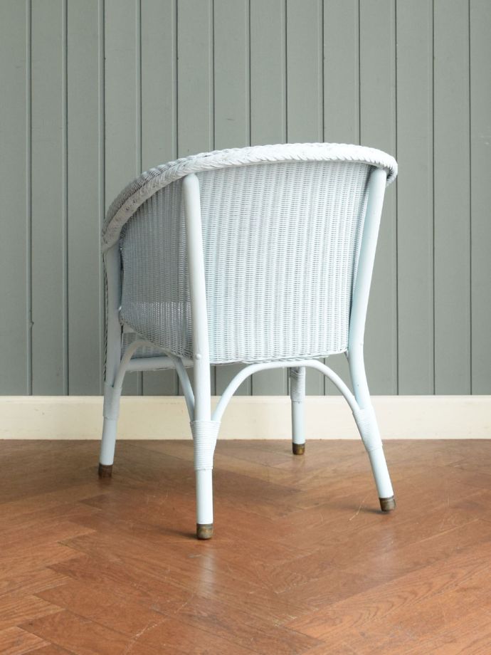 ロイドルームチェアの後ろ姿