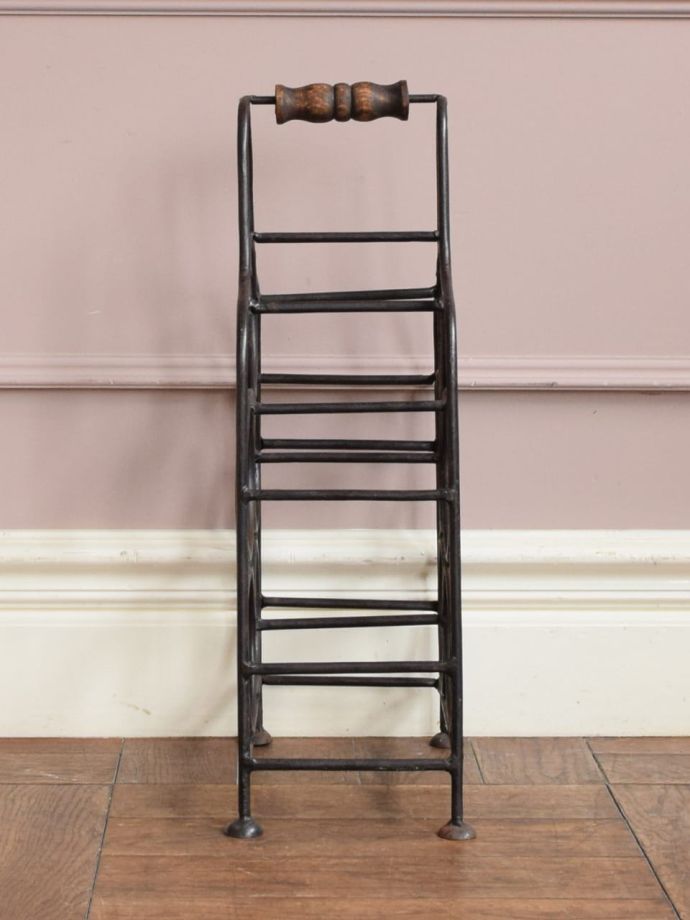 ワインラックの側面