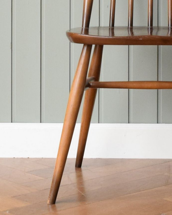 アーコールチェアの脚