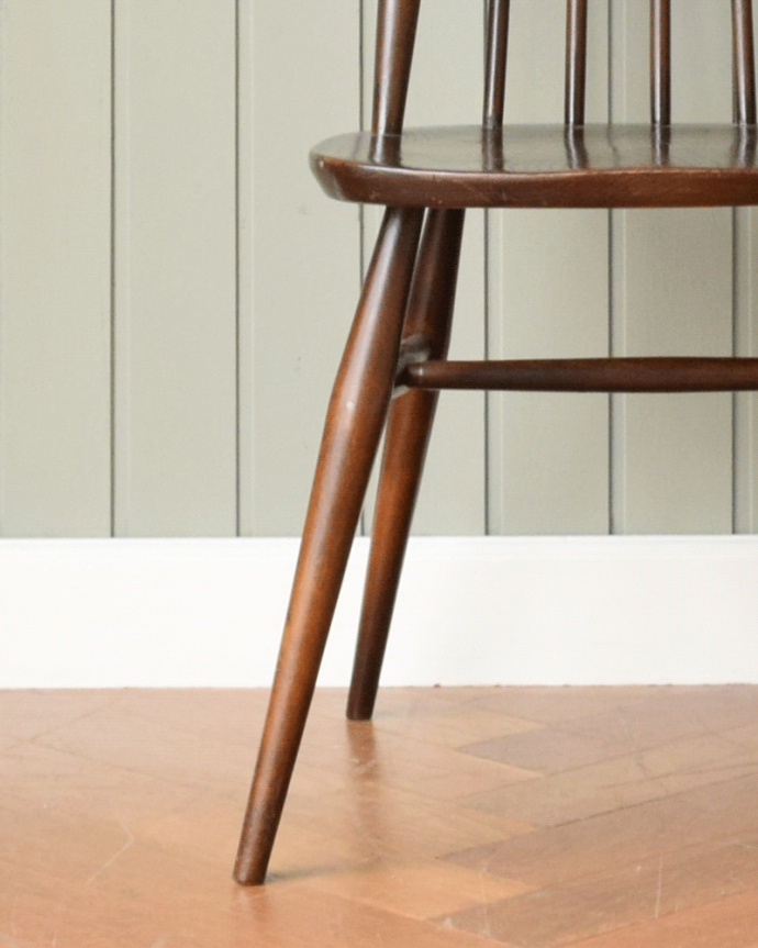 アーコールチェアの脚