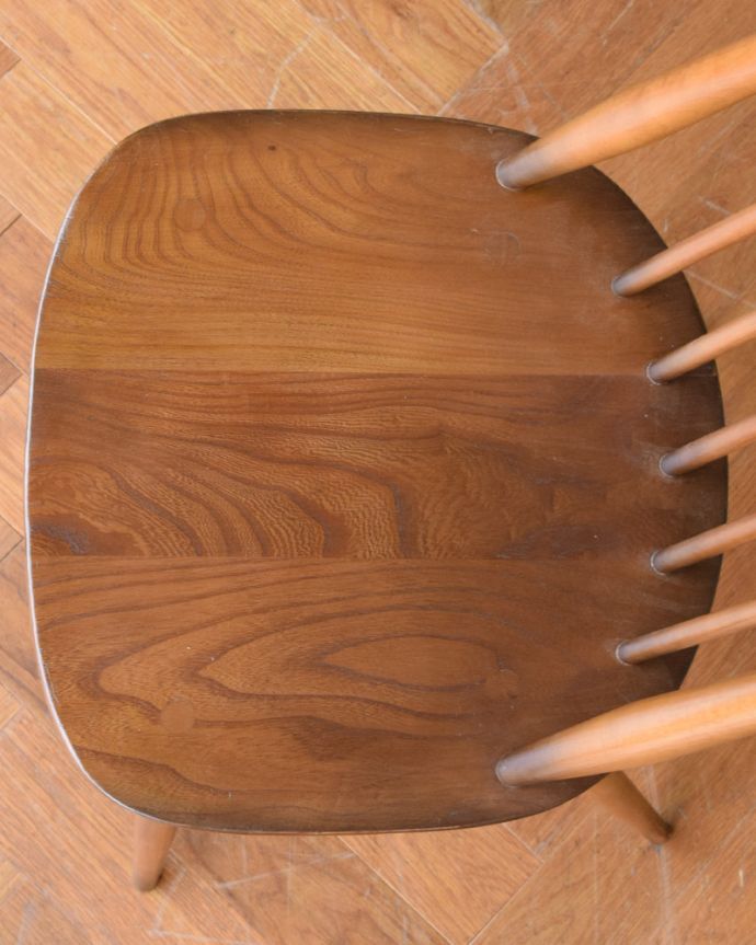 アーコールチェアの座面