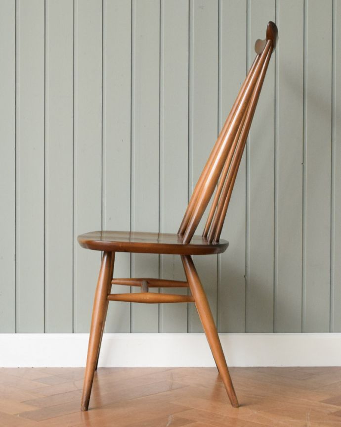 アーコールチェアの側面