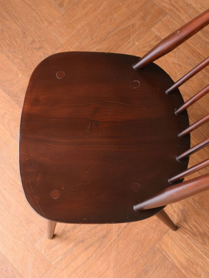 アーコールチェアの座面