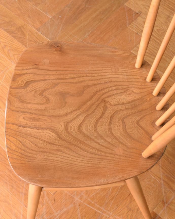 アーコールチェアの座面