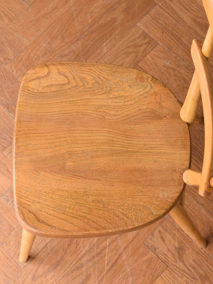 アーコールチェアの座面