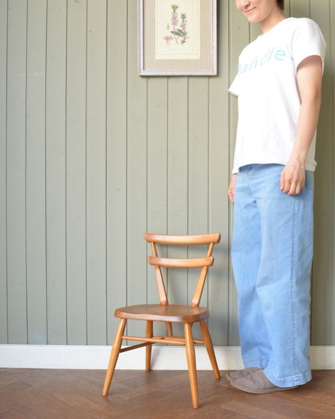 アーコールのスタッキングチェア