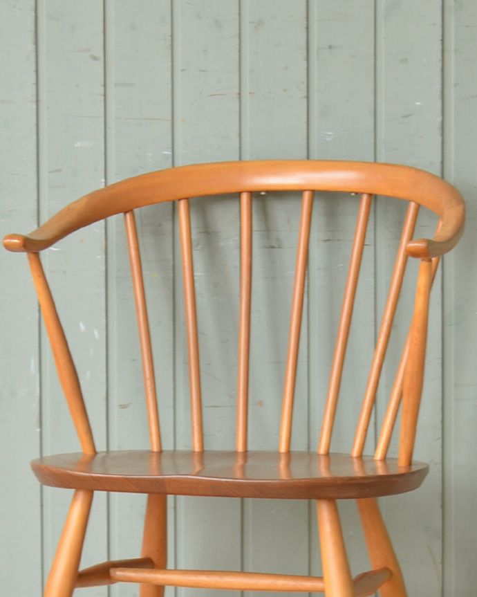 スモーカーズチェアの背もたれ