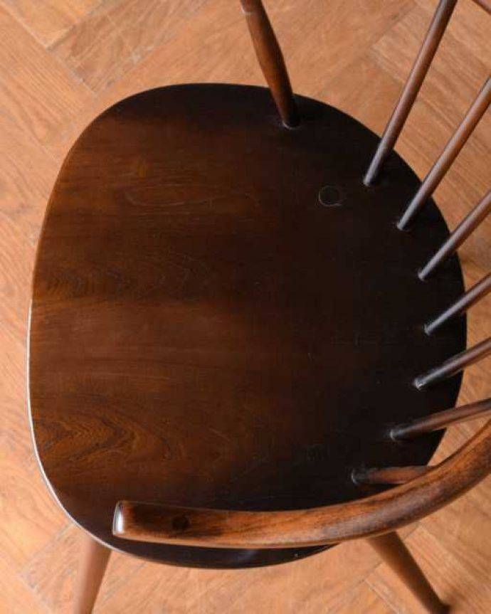 アーコールチェアの座面