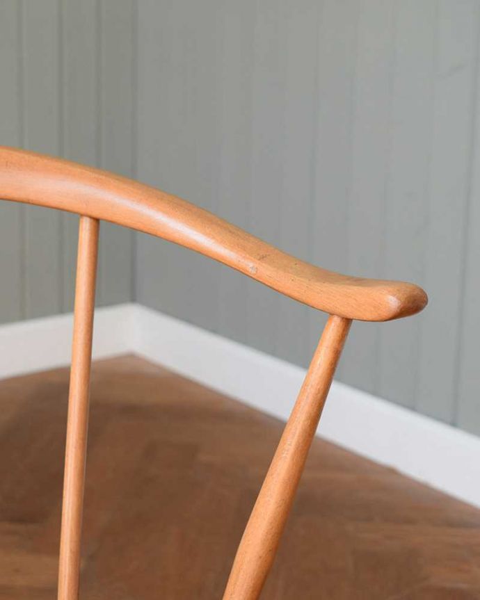 スモーカーズチェアのアーム