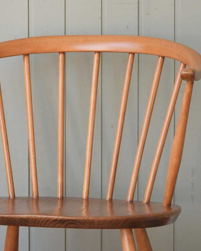 スモーカーズチェアの背もたれ