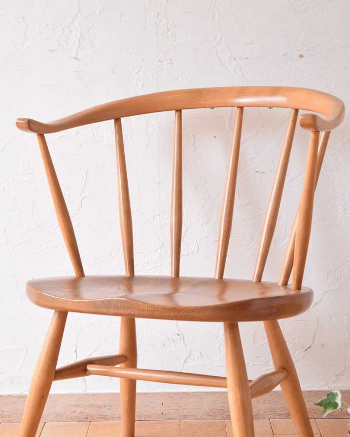 人気の北欧ヴィンテージ家具、アーコール スモーカーズチェア（Low