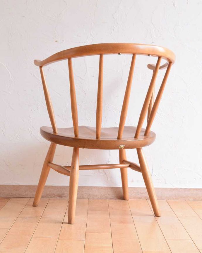 人気の北欧ヴィンテージ家具、アーコール スモーカーズチェア（Low