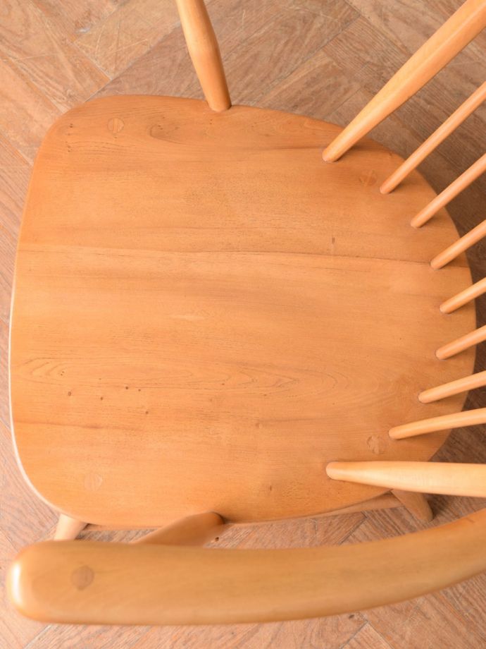 アーコールチェアの座面