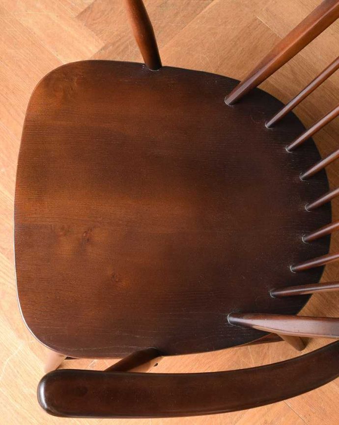 アーコールチェアの座面