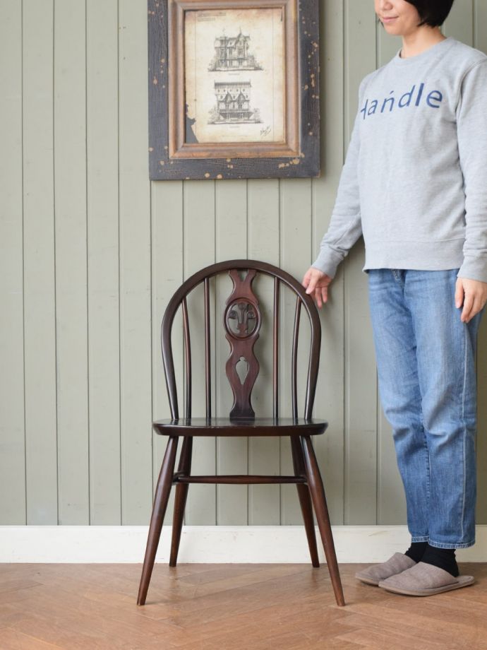 アーコールのシスルバックチェア