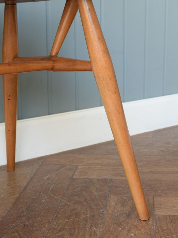 アーコールチェアの脚