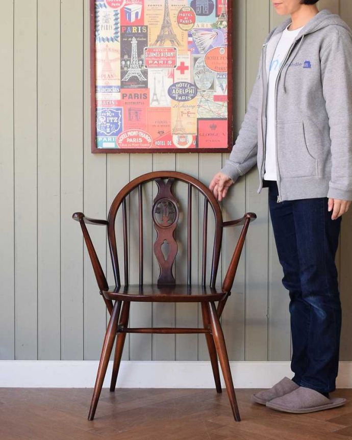 アーコールのシスルバックチェア