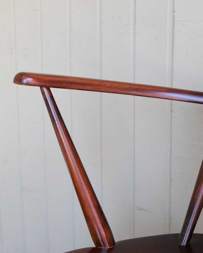 アンティークの椅子のアーム