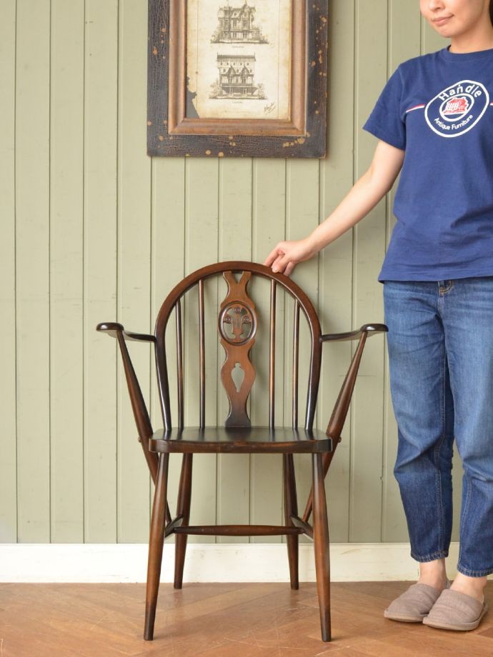 アーコールのシスルバックチェア