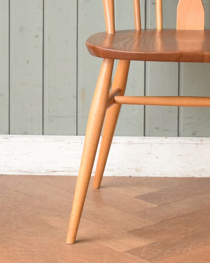 アーコールチェアの脚