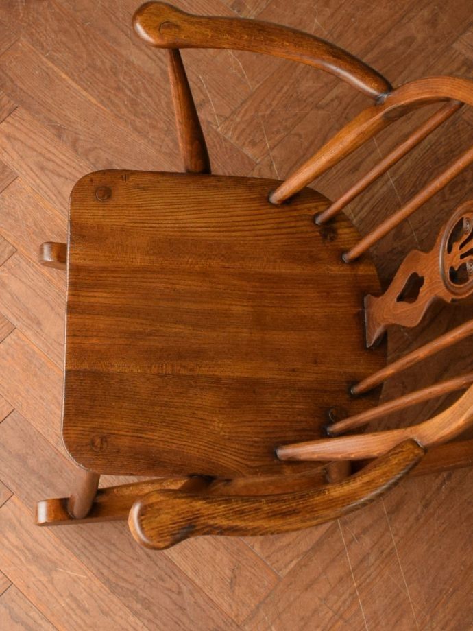 アーコールチェアの座面