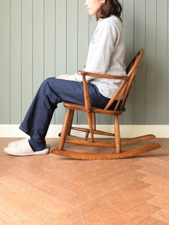 アーコールチェアの側面