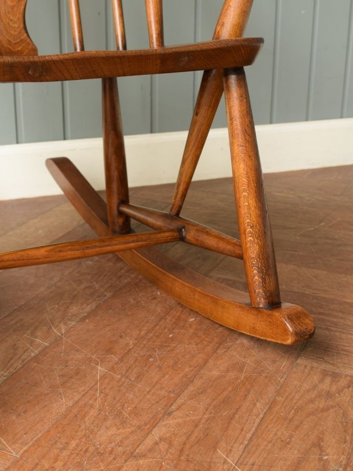 アーコールチェアの脚