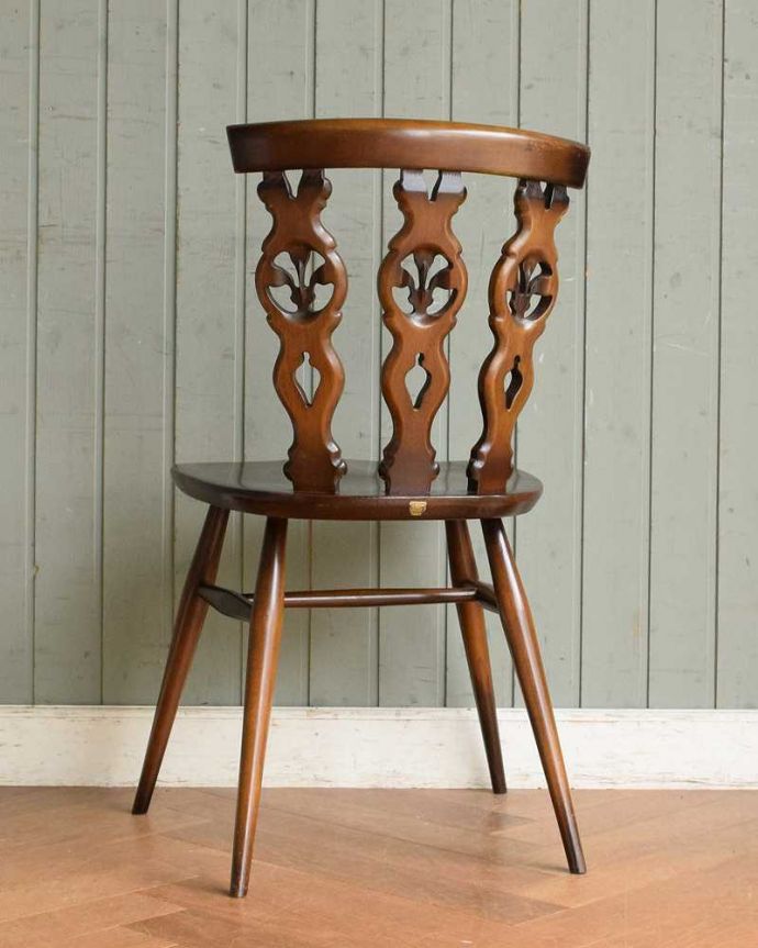 アーコールチェア　アンティーク チェア　華やかなお花が付いたアーコールチェア、アーコールのシスルバックチェア。背中の飾り板がとにかく絵になります。(ear-19-c)