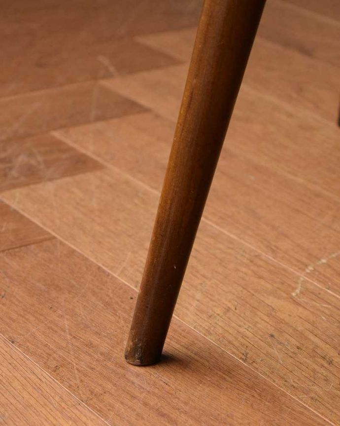 アーコールチェア　アンティーク チェア　華やかなお花が付いたアーコールチェア、アーコールのシスルバックチェア。繊細な脚がアーコールの一番のポイント。(ear-19-c)