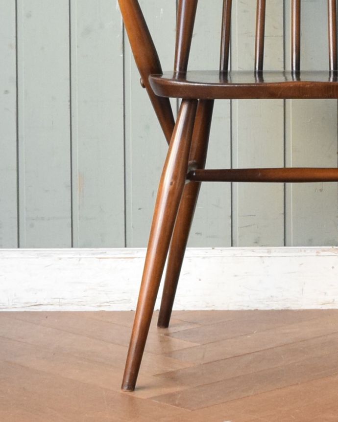 アーコールチェアの脚