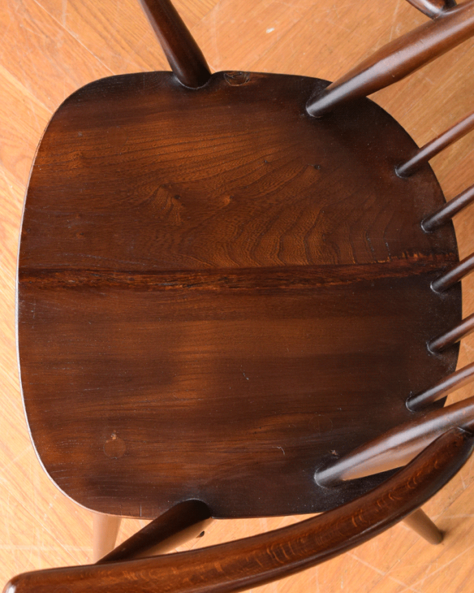 アーコールチェアの座面