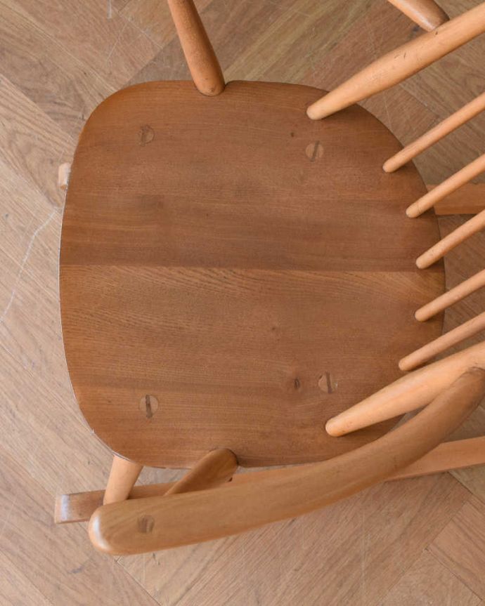 アーコールチェアの座面