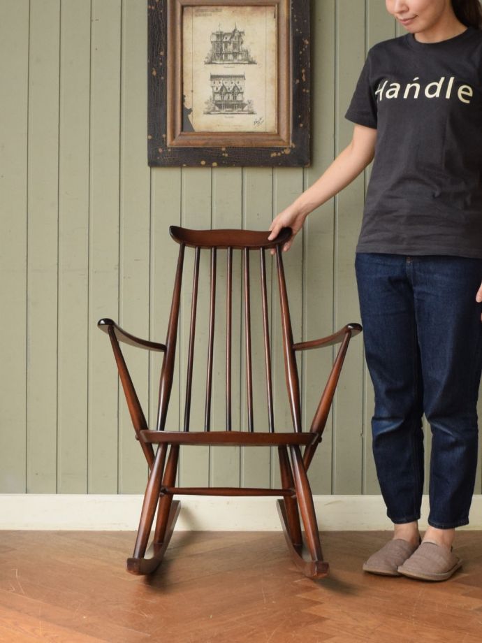 アーコールのロッキングチェア