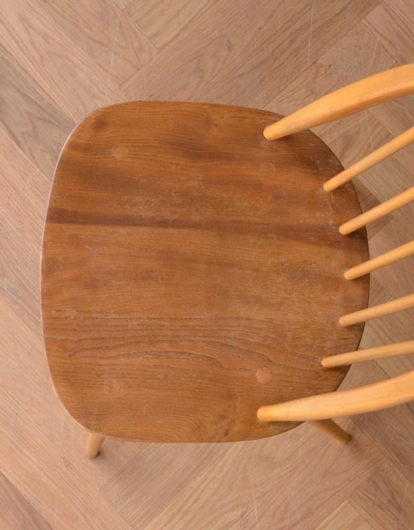 アーコールチェアの座面