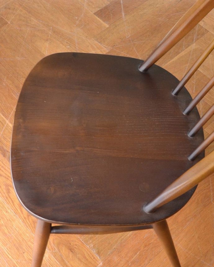 アーコールチェアの座面