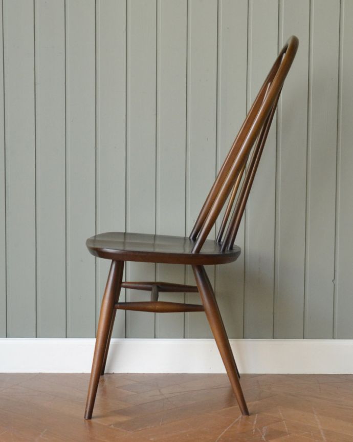 アーコールチェアの側面