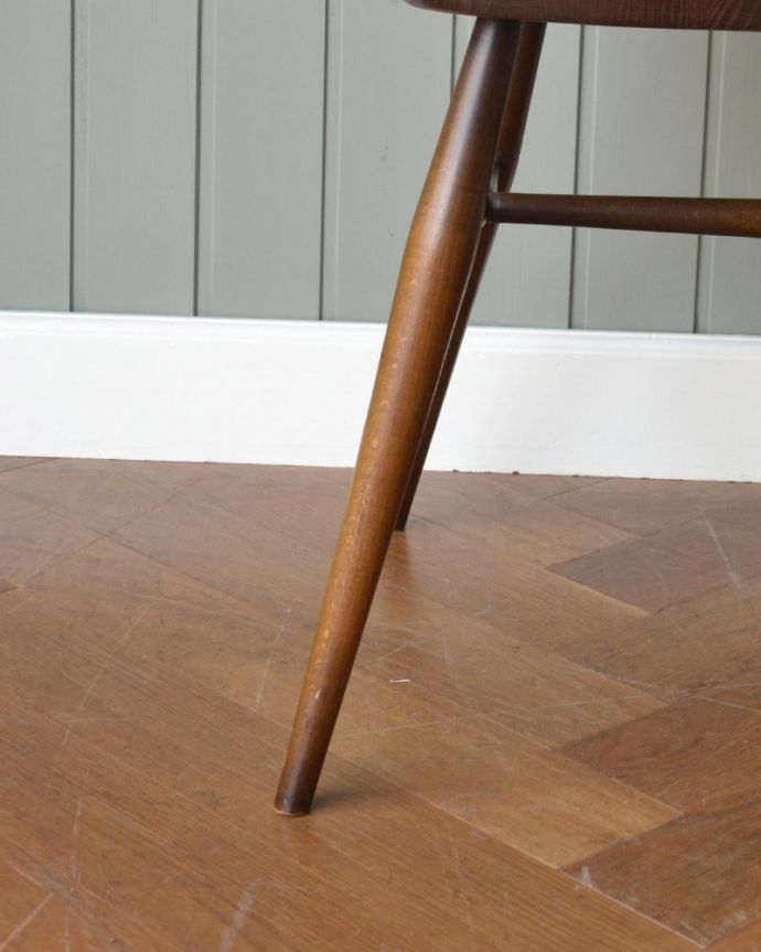 アーコールチェアの脚