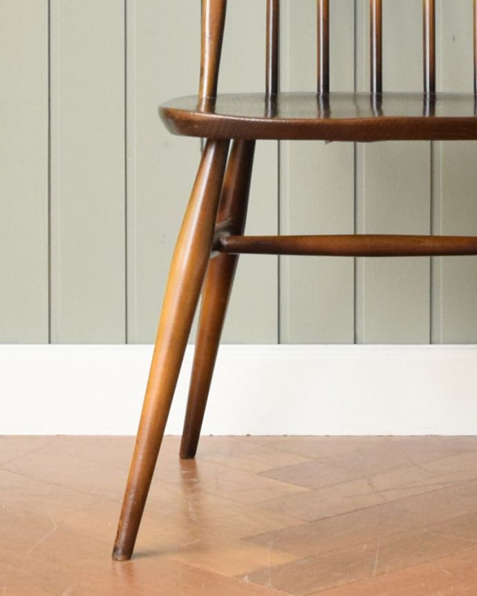 アーコールチェアの脚