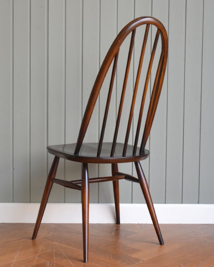 アーコールチェアの後ろ