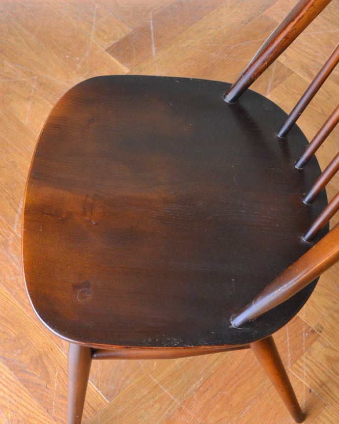 アーコールチェアの座面