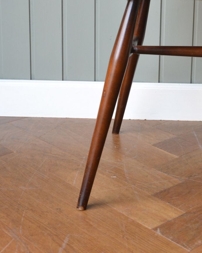 アーコールチェアの脚