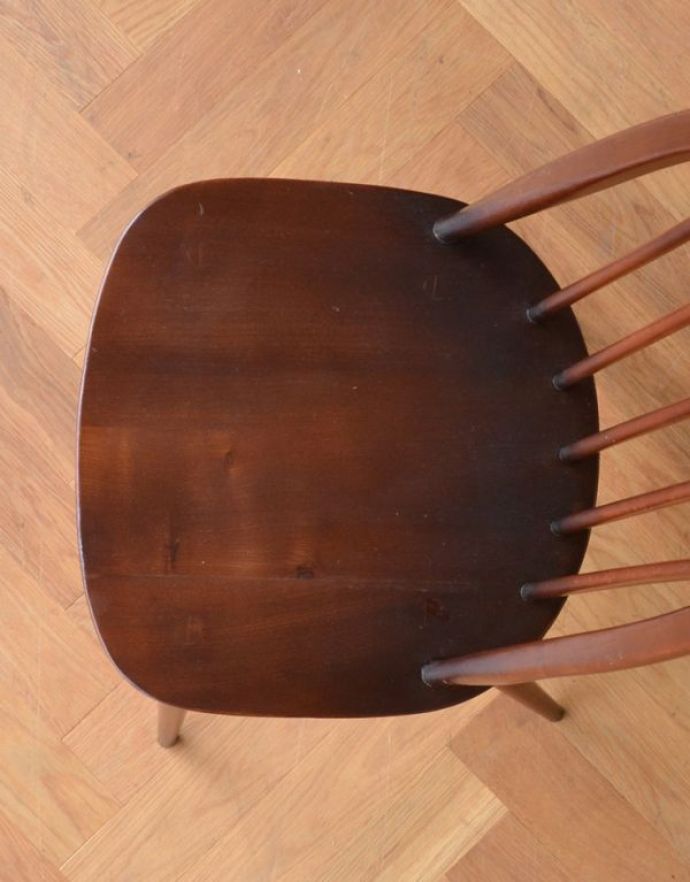 アーコールチェアの座面