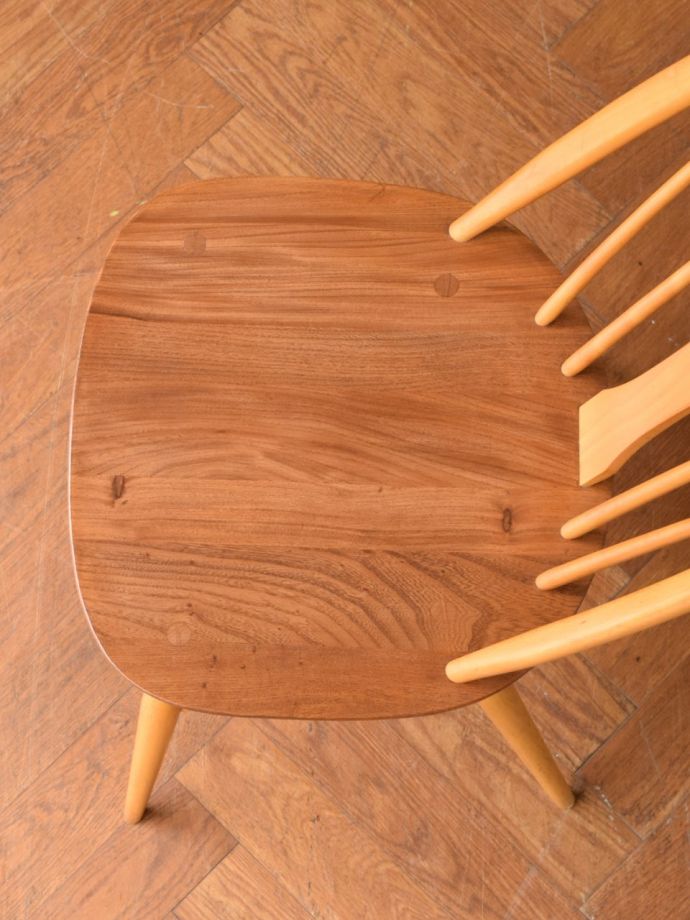 アーコールチェアの座面