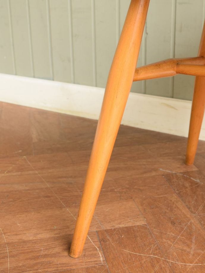 アーコールチェアの脚