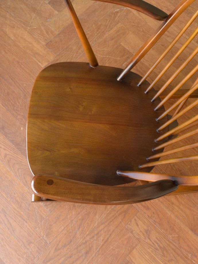 アーコールチェアの座面